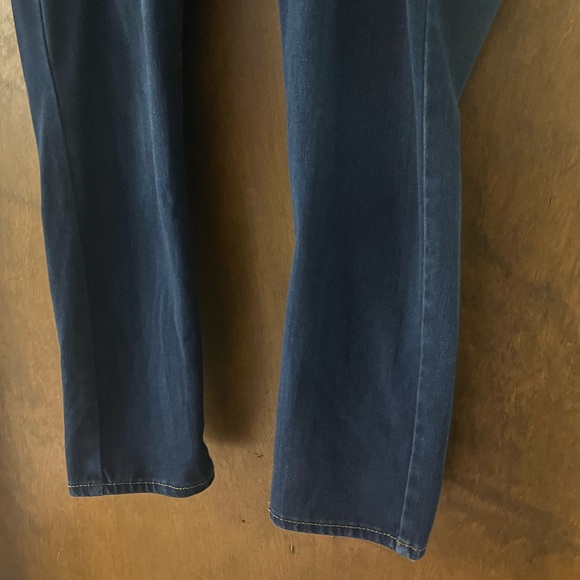 Banana Republic Super Stretch Jegging Fit Jeans, size 32/14 - Picture 6 of 6